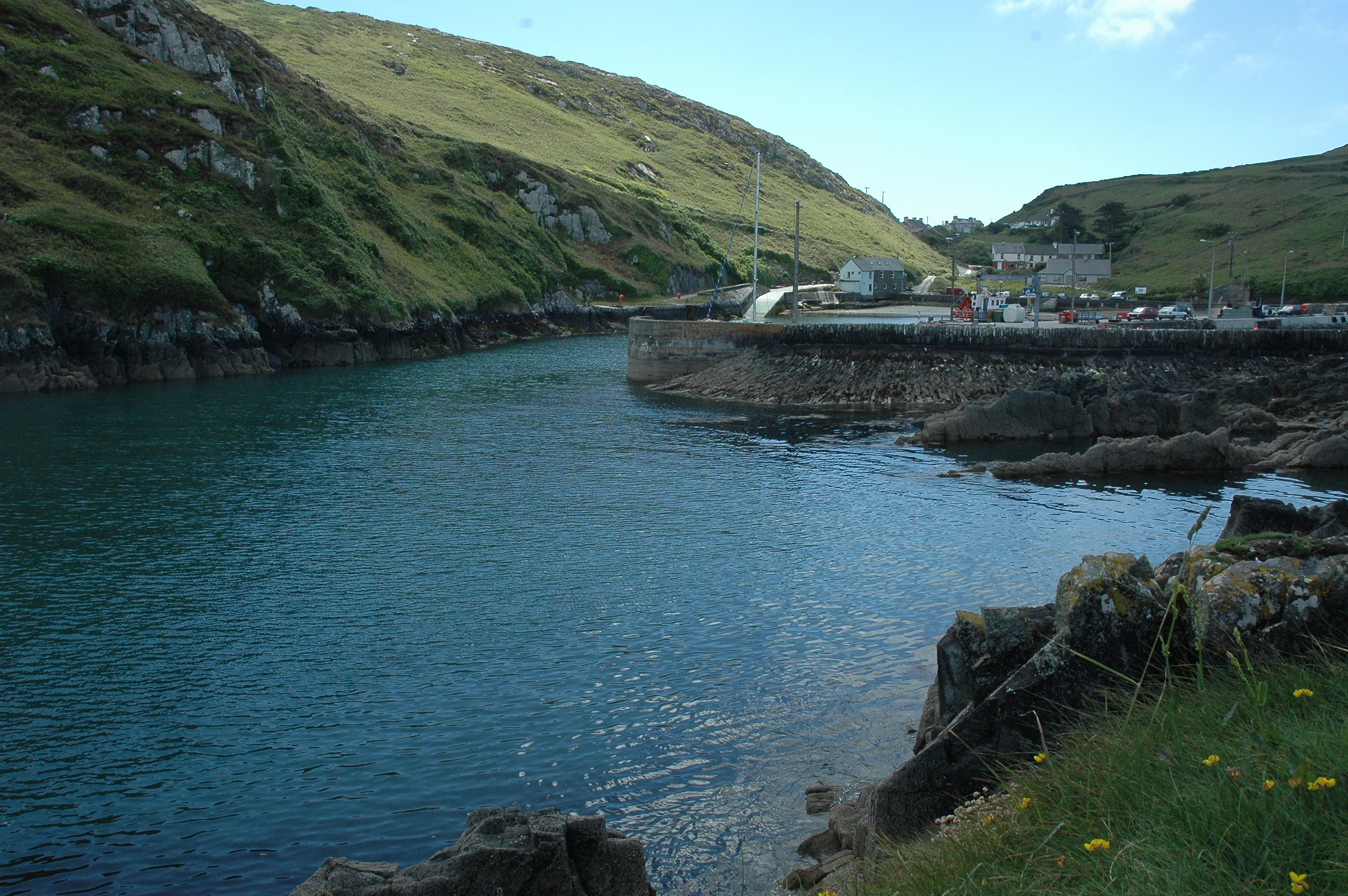 Trá Ciaráin [Approaching North Harbour Pier]